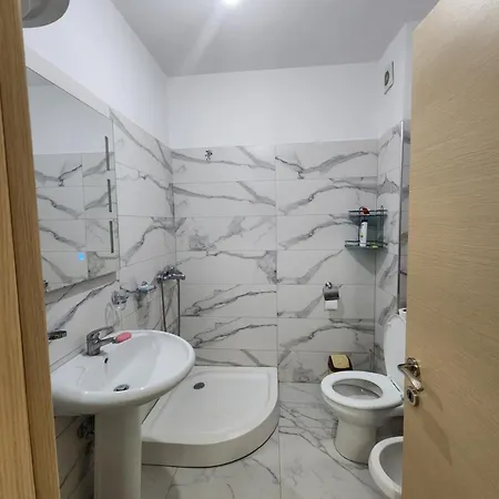 Apartamento Me Qera Ditore